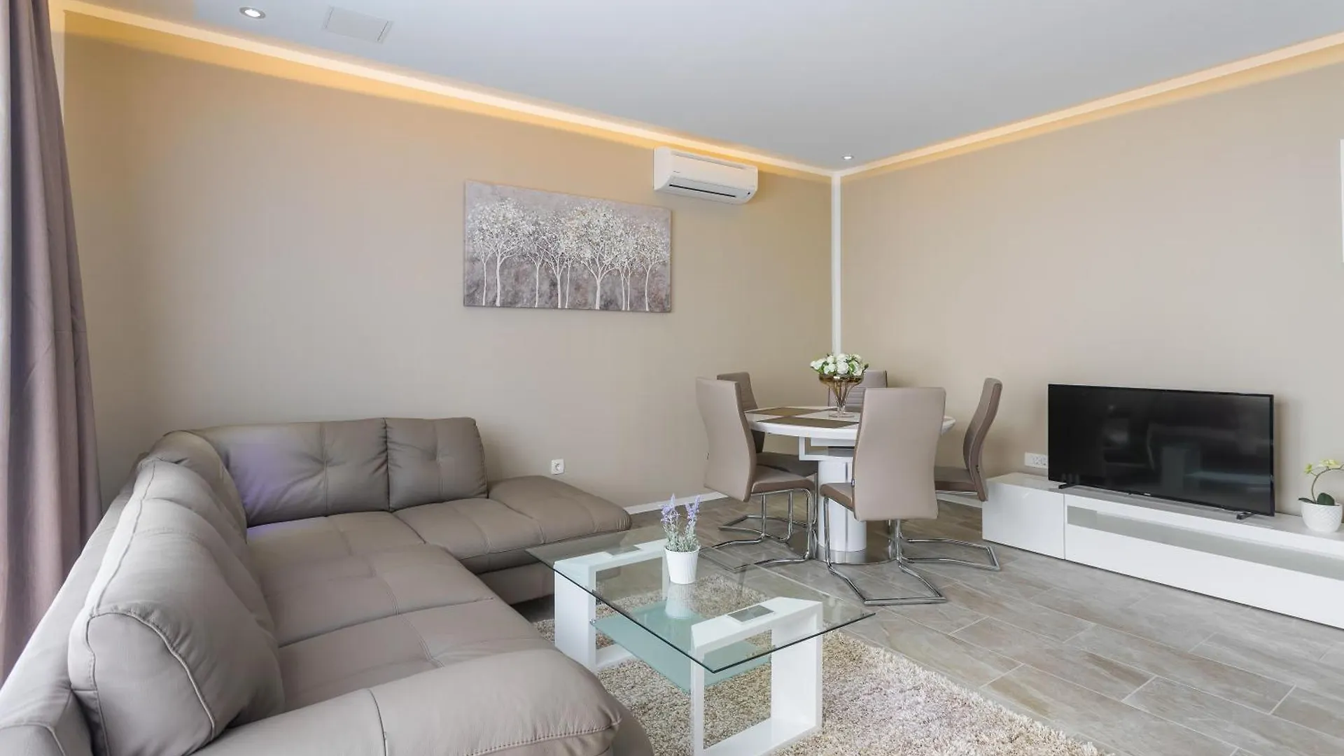 Villa Nicolina Kastela 0*,  Croatia