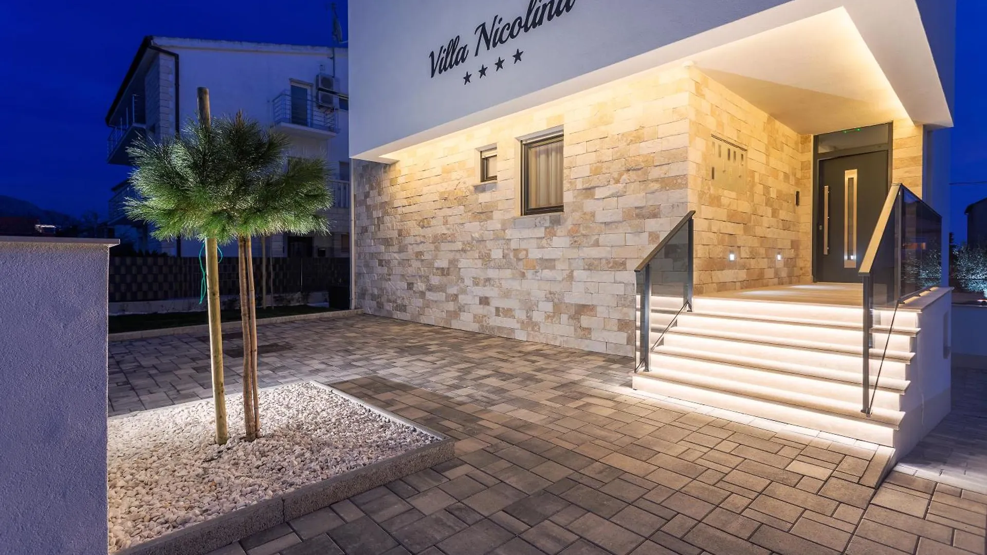Apartment Villa Nicolina Kastela Croatia